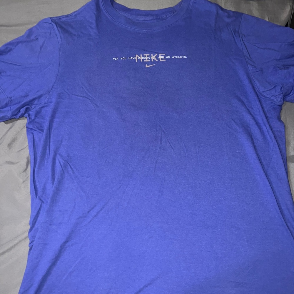 Nike tee